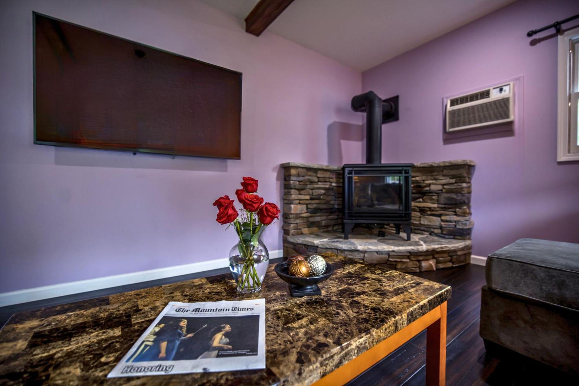 Blowing Rock Inn Bagian luar foto
