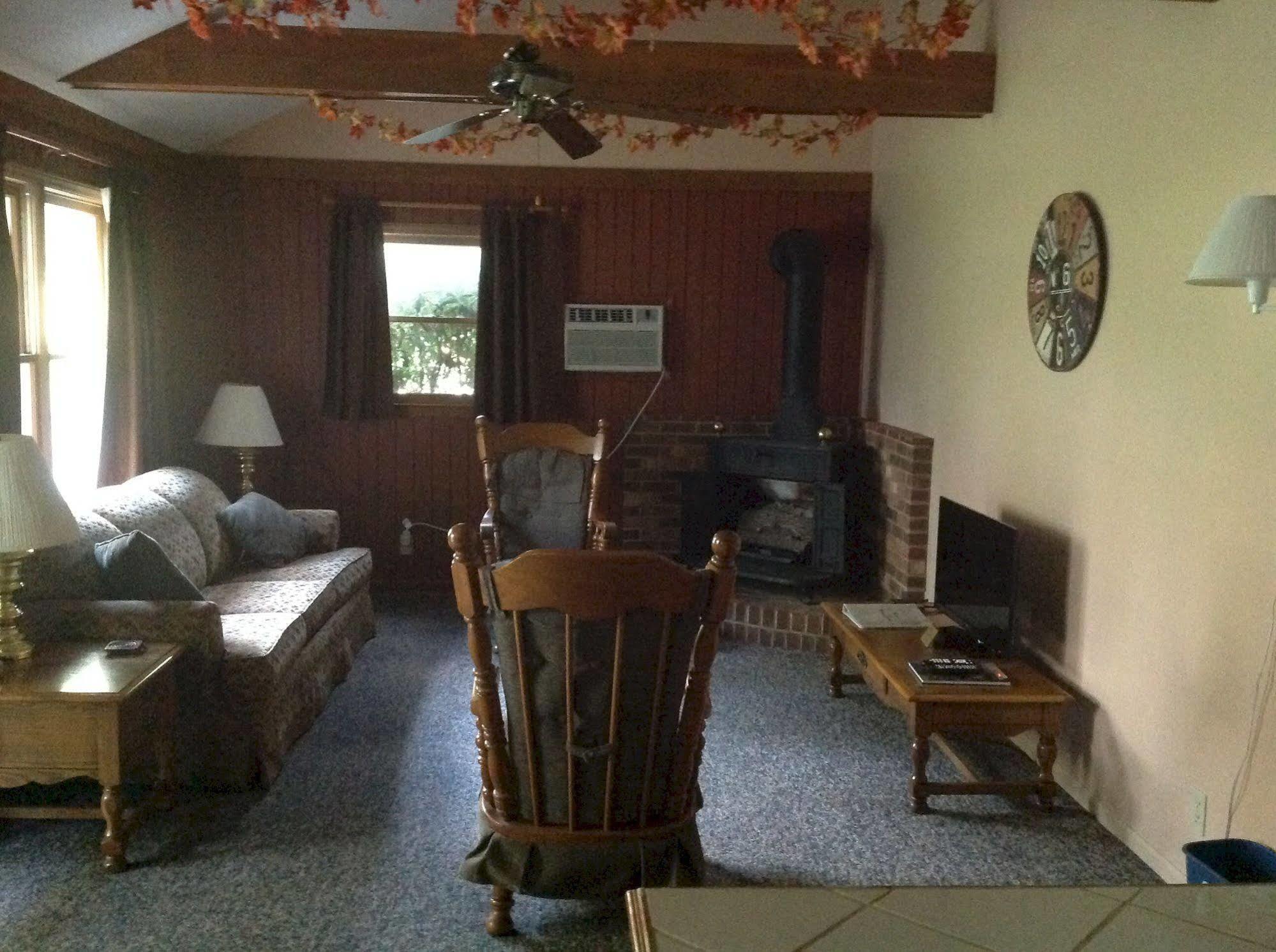 Blowing Rock Inn Bagian luar foto