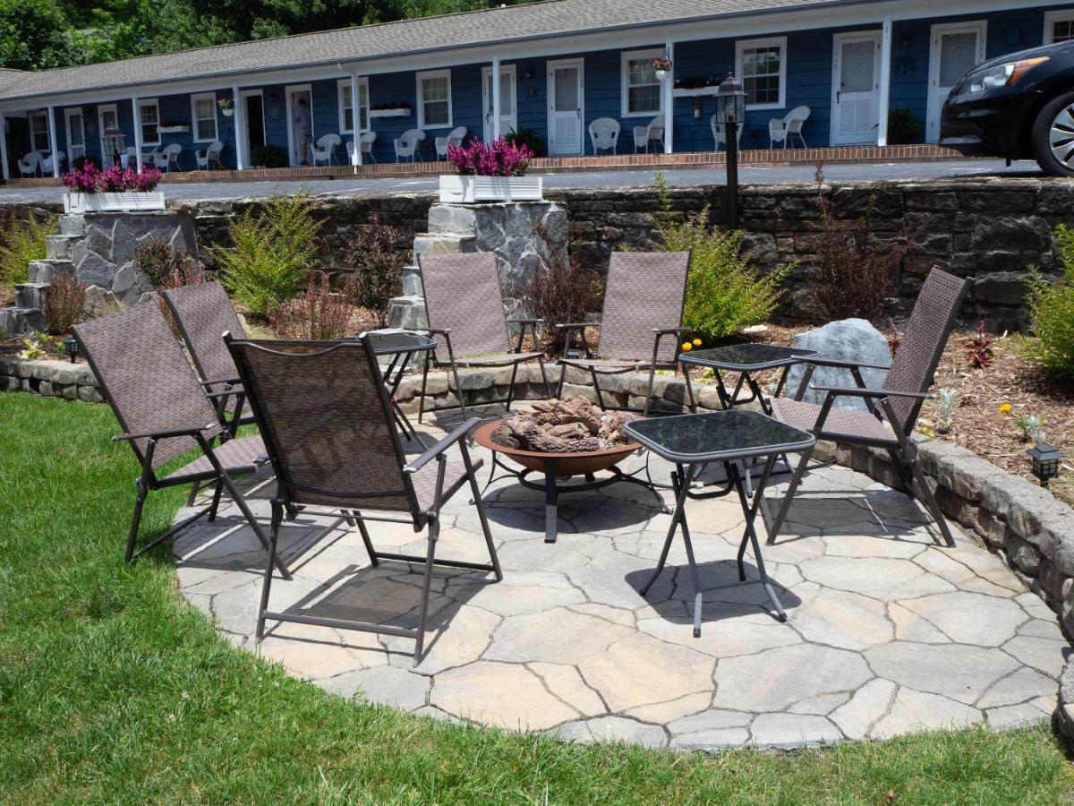 Blowing Rock Inn Bagian luar foto